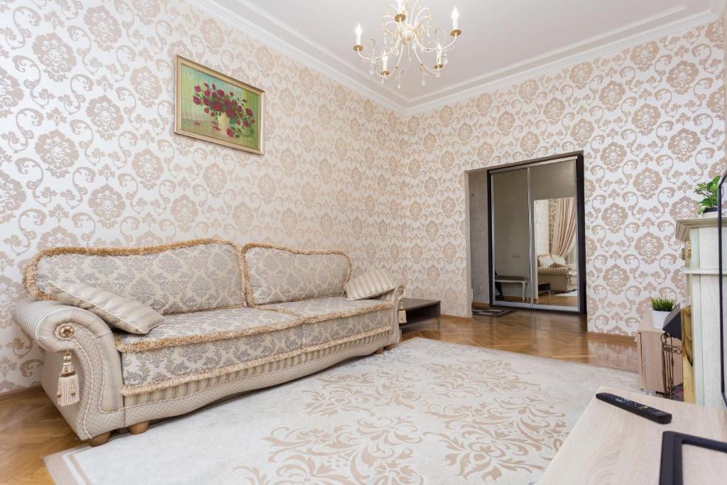 Отель Карла Маркса 45 - фото №14