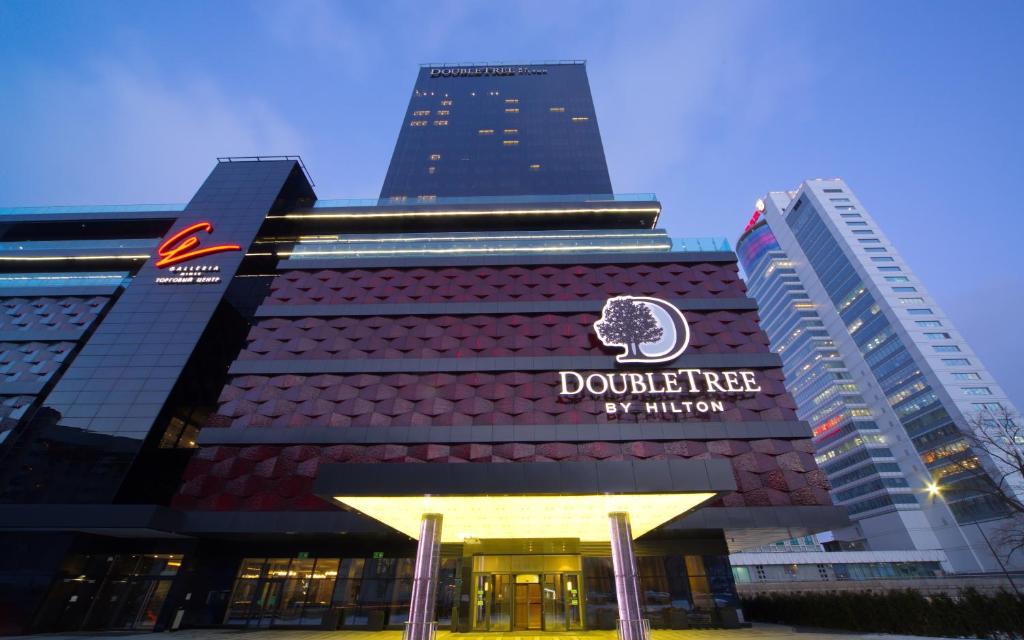 Отель DoubleTree by Hilton Минск - фото №11