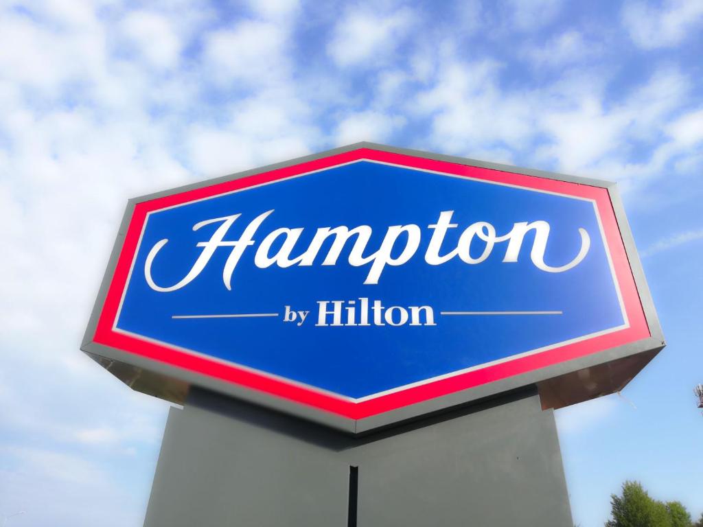Отель Hampton by Hilton Brest - фото №41